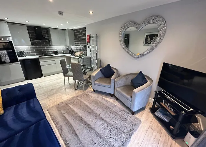 The Penthouse - Luxury 2 Bed Apartment In Skegness