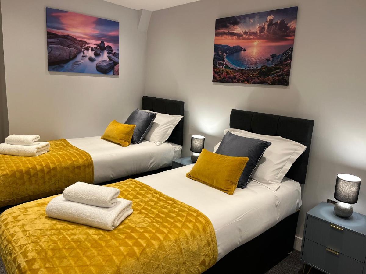The Penthouse - Luxury 2 Bed In Apartment *