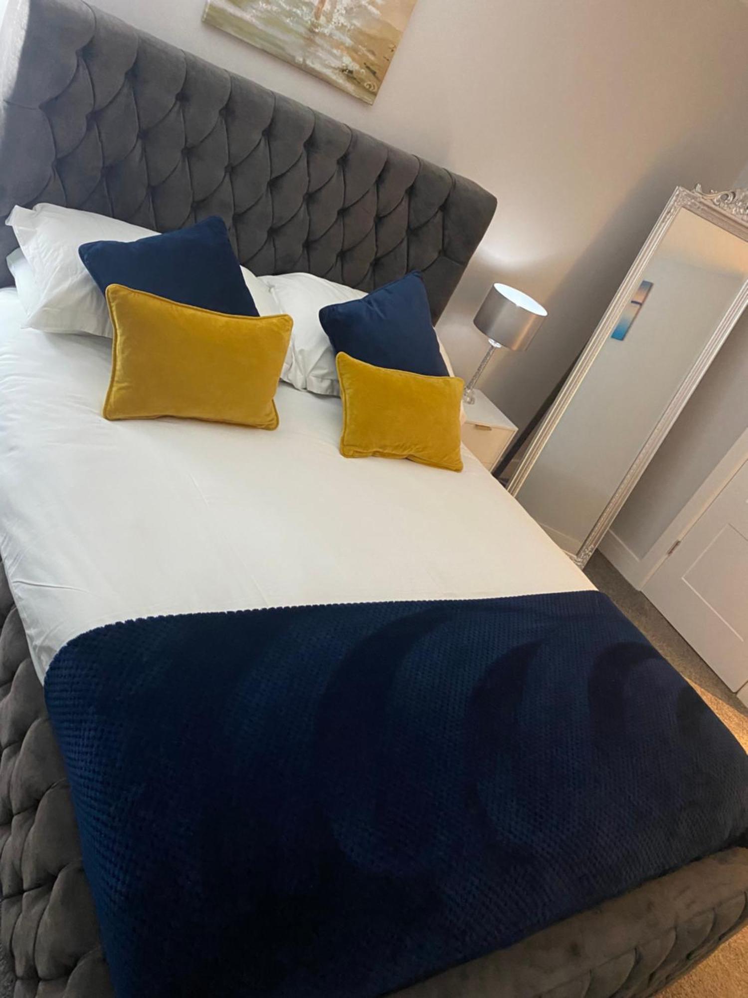The Penthouse - Luxury 2 Bed In Apartment Skegness