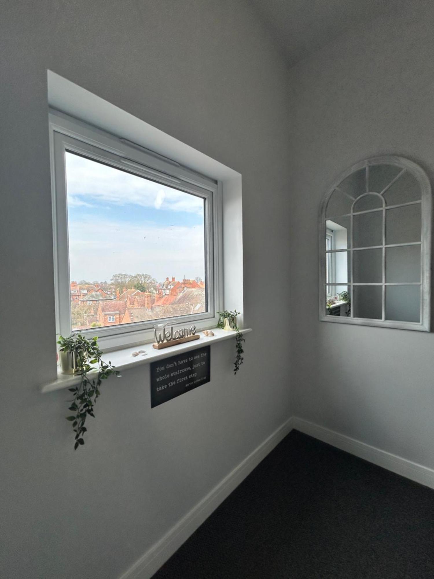 The Penthouse - Luxury 2 Bed In * Skegness